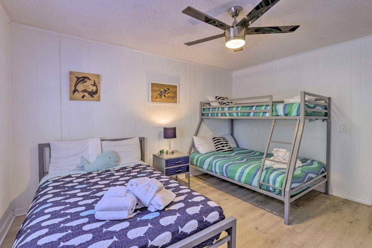 Hilton Head Condo With Covered Balcony And Pool Access Hilton Head Island Bagian luar foto